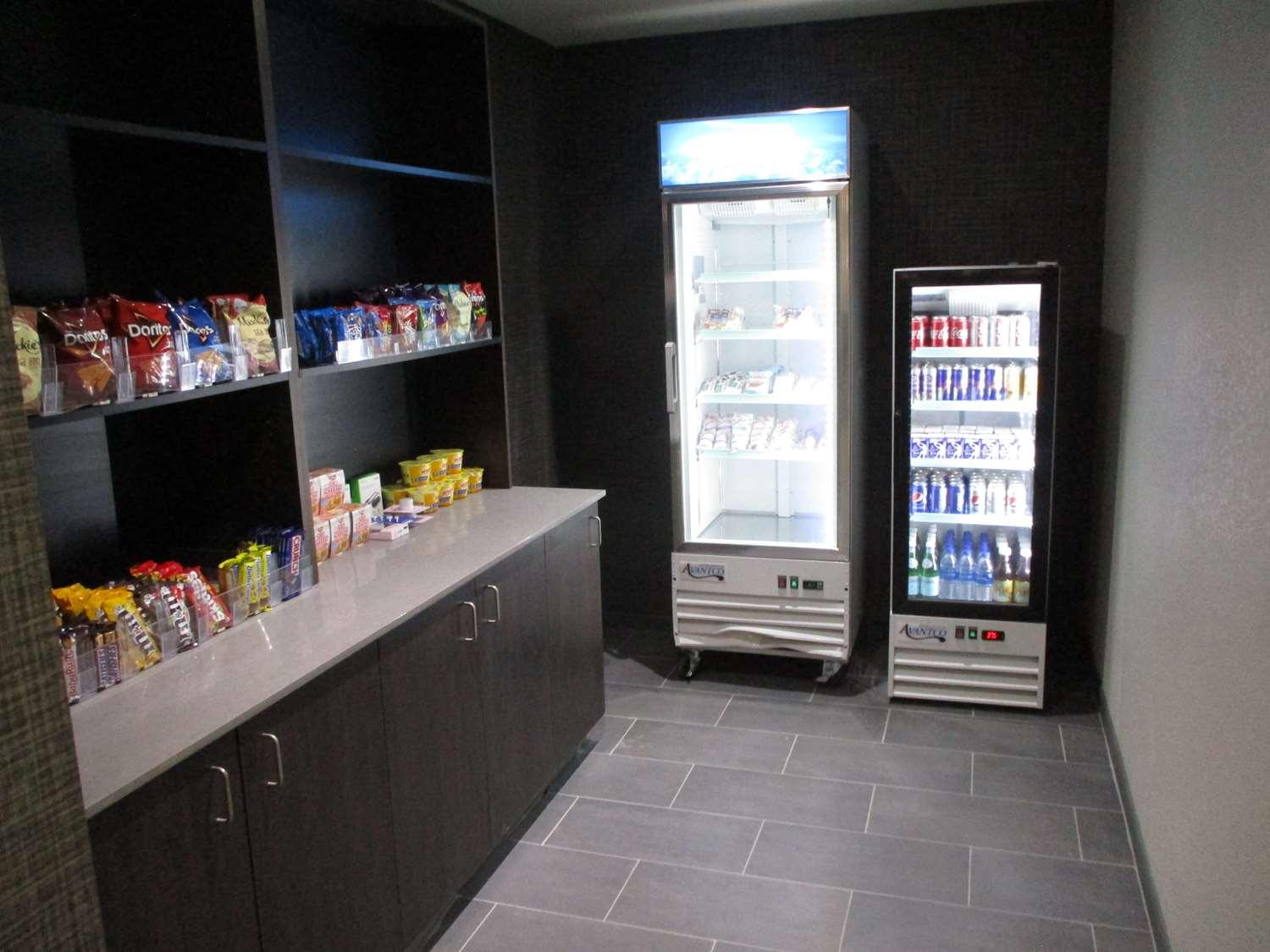 Best Western Plus Mcpherson المظهر الخارجي الصورة